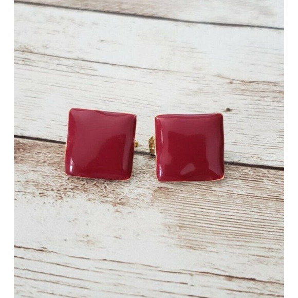 Vintage Clip On Earrings Deep Red Square Stylish 5/8" - Picture 1 of 4